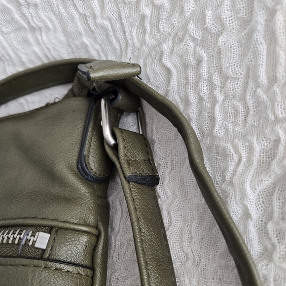 INC International Concepts Riverton‎ Crossbody Olive Green Bohemian Casual bag - Picture 10 of 16
